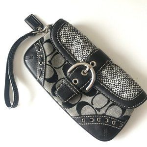 COACH Wristlet Mini Signature Soho Pouch B&W